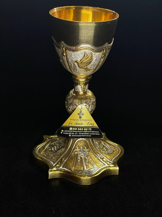 Cáliz base carrara en metal de Latón