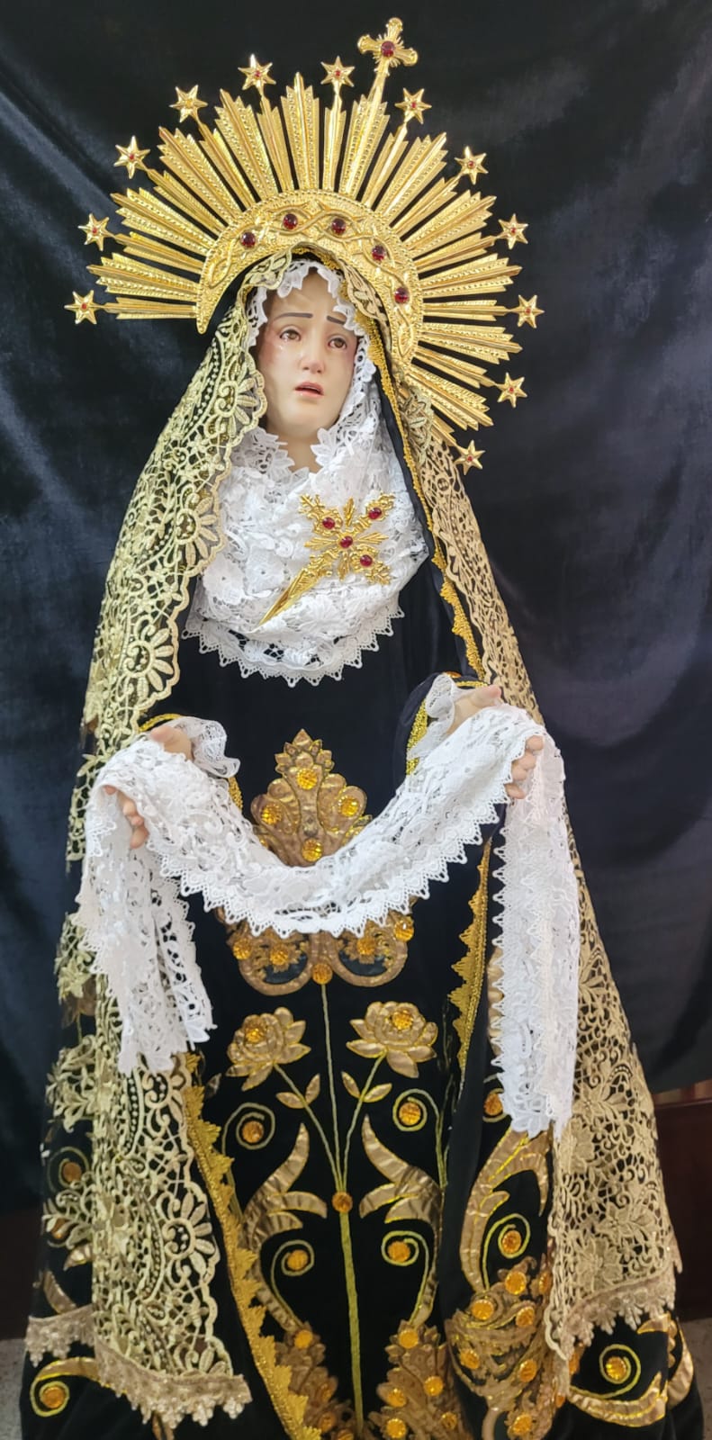 Imagen de la virgen Dolorosa tamaño natural